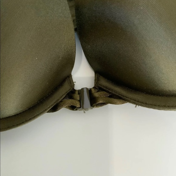 𝗦𝗢𝗟𝗗. - Picture 4 of 4